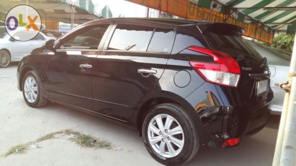 Toyota ysris สีดำ ปี2014 ตัวG เครื่อง1.2 ออโต้ ตัวท๊อปสุด โทรติดต่อ ตันหยง0922726669