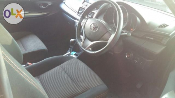 Toyota ysris สีดำ ปี2014 ตัวG เครื่อง1.2 ออโต้ ตัวท๊อปสุด โทรติดต่อ ตันหยง0922726669