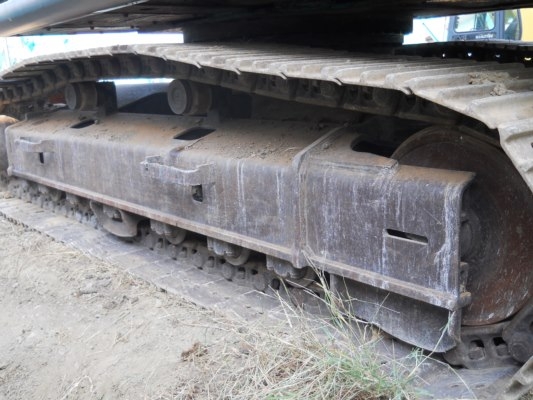 ขายรถแบคโฮเก่าญี่ปุ่นนอกแท้ๆ sk 200-6 yn10 สนใจโทร 092-3309229 อี๊ด สองห้อง