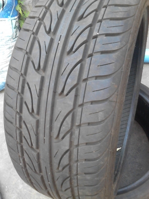245/35R20 HAIDA HD921  ปี 2014  มี 2 เส้น   TEL.081-427-3941