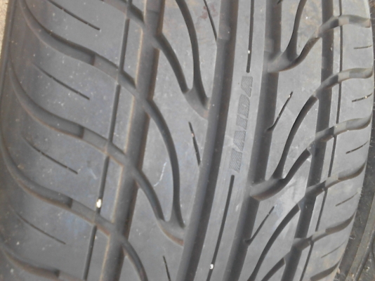 245/35R20 HAIDA HD921  ปี 2014  มี 2 เส้น   TEL.081-427-3941