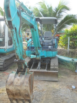 รถแบคโฮเก่านอก pc 35-8 แทรกเหล็ก สนใจโทร 092-3309229 อี๊ด สองห้อง