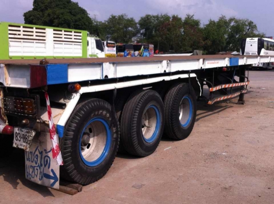 เจ้าของต้องการขายหางพื้นเรียบด่วนหางเทอร์3เพลาสภาพยางเต็มแท้สนใจติดต่อด่วนๆ0845385517