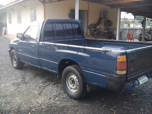 รถกะบะISUZUSPARK EXมังกรทอง 2.5DI ปี39 มือเดียวออกใหม่ป้ายแดง เดิมบาง ไม่เคยทำสีน่าใช้ขายถูก