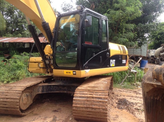 ขายดาวน์ รถแบคโฮCAT320D