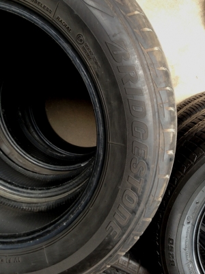 - ขายยาง Ecopia ep200  215/60/16  ปี13