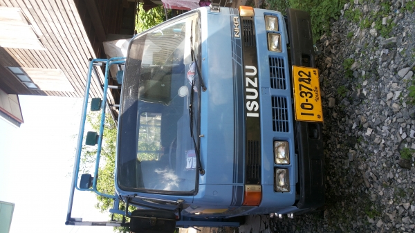 ขายรถหกล้อ NKR 110