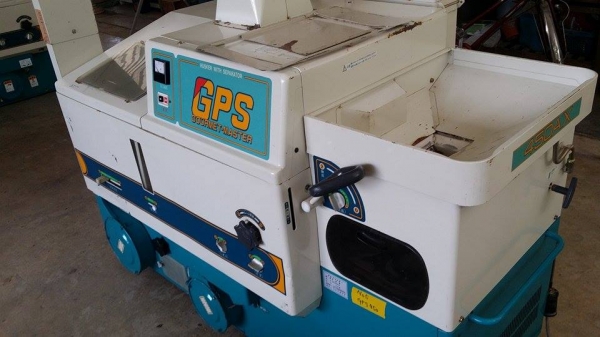 เครื่องสีข้าวกล้องเก่าญี่ปุ่น  SATAKE  GPS 450AX  สภาพสวย เครื่องพร้อมใช้งาน  ไม่เคยใช้งานในไทย