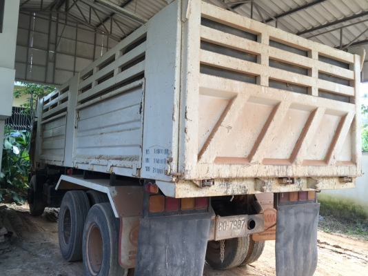 10ล้อดั้มฟูโซ่ 220แรงFN527M-TD0401รถสวยมาก...เครื่องเดิมใส่เทอร์โบ..รถมือเดียวป้ายแดง เจ้าของขับเอง...