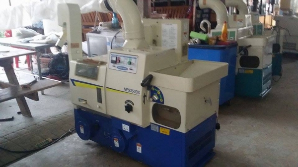 เครื่องสีข้าวกล้องเก่าญี่ปุ่น  SATAKE  NPS350DX  สภาพสวย เครื่องพร้อมใช้งาน  ไม่เคยใช้งานในไทย
