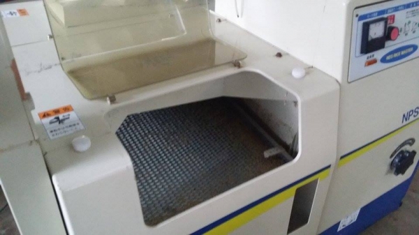 เครื่องสีข้าวกล้องเก่าญี่ปุ่น  SATAKE  NPS350DX  สภาพสวย เครื่องพร้อมใช้งาน  ไม่เคยใช้งานในไทย