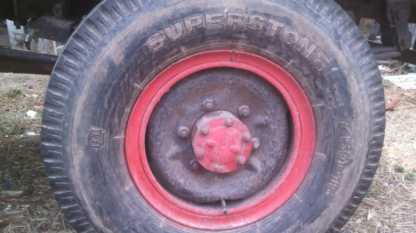 ขายถูกๆ อีแต๋น เครื่อง ISUZU 74 แรง ช่วงล่างเพลาลอย กระไม้ยังสวย ขายถูกๆ อีแต๋น เครื่อง ISUZU 74 แรง ช่วงล่างเพลาลอย กระไม้ยังสวย