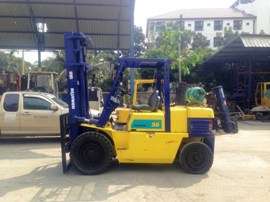 -:-*&bull;*ข า ย ร ถ ย ก นำ เ ข้ า*&bull;*-:-KOMATSU FG35-6 เบนซิล+แก๊ส เสา6เมตร สนใจติดต่อ 083-062-0223