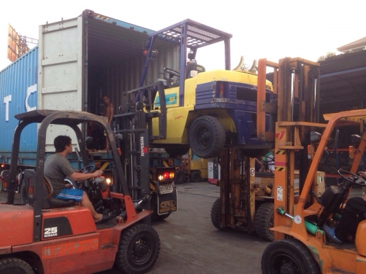 -:-*&bull;*ข า ย ร ถ ย ก นำ เ ข้ า*&bull;*-:-KOMATSU FG35-6 เบนซิล+แก๊ส เสา6เมตร สนใจติดต่อ 083-062-0223