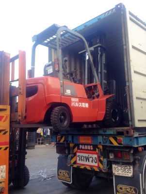 -:-*&bull;*ข า ย ร ถ ย ก นำ เ ข้ า*&bull;*-:-NISSAN J01A18 1.8ตัน เบนซิล เสา6เมตร สนใจติดต่อ083-062-0223(ปอนด์)