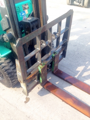 -:-*•*ข า ย ร ถ ย ก นำ เ ข้ า*•*-:-MITSUBISHI FD18D เครื่องดีเซล งาคว่ำหงาย สใจติดต่อ083-062-0223(ปอนด์) -:-*•*ข า ย ร ถ ย ก นำ เ ข้ า*•*-:-MITSUBISHI FD18D เครื่องดีเซล งาคว่ำหงาย สใจติดต่อ083-062-0223(ปอนด์)