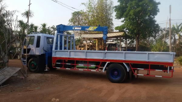 ขายหกล้อติดเครน Hino FF3H 195 แรง ยาว 7.20 เมตร ยาง 900.20  ปี 39 เครน 4.5 ตัน 3 ปอก จ่าอู้ด 081-2995537