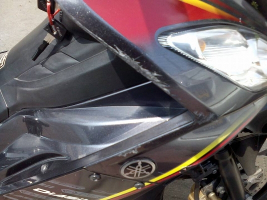 ขาย YAMAHA SPARK 135 i ปี 54 ล้อแม็ก สตาร์ทมือ (ไม่มีครัช) สภาพดี เดิมๆ รอยล้มด้านขวา,เล่มพร้อมโอน **ทะเบียน 33**