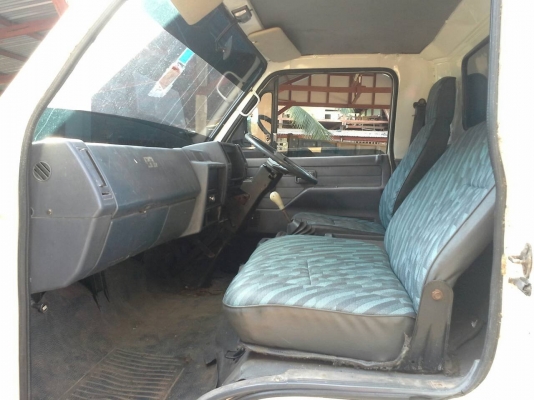 ISUZU NPR59PU5 เครื่อง 4BD1 ฝาดำ ยาว 5เมตร เกียร์สั้น หัวยกได้ ปี36 ISUZU NPR59PU5 เครื่อง 4BD1 ฝาดำ ยาว 5เมตร เกียร์สั้น หัวยกได้ ปี36