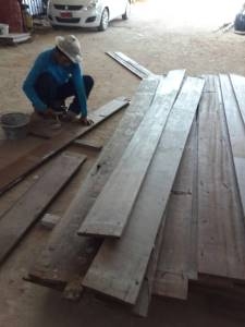 ไม้พื้นไม้เตงหน้า 8 หนา 1 นิ้ว