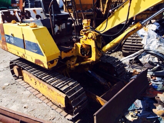 KOMATSU PC10-5