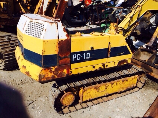 KOMATSU PC10-5