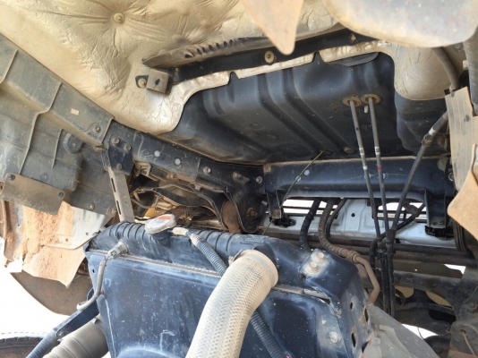 ขายรถ6ล้อดั้มพ์ HINO FG8JGLD ซีรี500 เครื่อง 212 แรงม้า ปี54 สนใจโทร 081-970-1072
