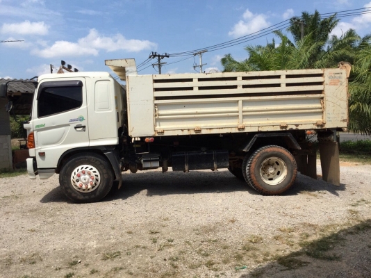 ขายรถ6ล้อดั้มพ์ HINO FG8JGLD ซีรี500 เครื่อง 212 แรงม้า ปี54 สนใจโทร 081-970-1072