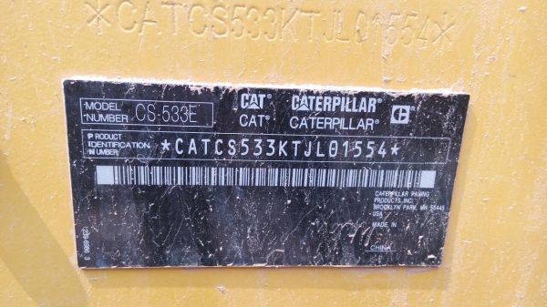 ขายด่วน 2คัน  เกรดเดอร์&amp;รถบดสั่นสะเทือน CATERPILLAR