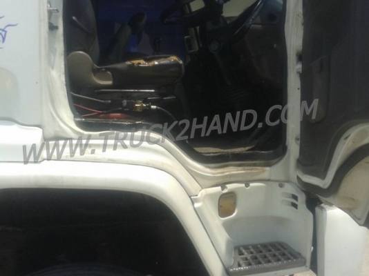 รถ 10 ล้อ หัวลาก ISUZU  รุ่น GXZ23KZ22  360  แรงม้า สามารถดูสภาพรถและทดลองขับได้ที่ศูนย์พักรถ truck2hand ที่จังหวัดสระบุรีและยังสามารถต่อรองราคาได้อีกครับ