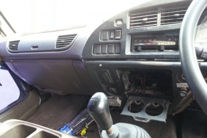 รถ 10 ล้อ หัวลาก ISUZU  รุ่น GXZ23KZ22  360  แรงม้า สามารถดูสภาพรถและทดลองขับได้ที่ศูนย์พักรถ truck2hand ที่จังหวัดสระบุรีและยังสามารถต่อรองราคาได้อีกครับ