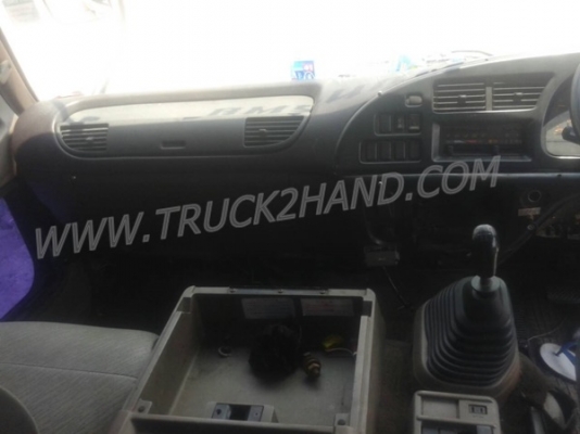 รถ 10 ล้อ หัวลาก ISUZU  รุ่น GXZ23KZ22  360  แรงม้า สามารถดูสภาพรถและทดลองขับได้ที่ศูนย์พักรถ truck2hand ที่จังหวัดสระบุรีและยังสามารถต่อรองราคาได้อีกครับ