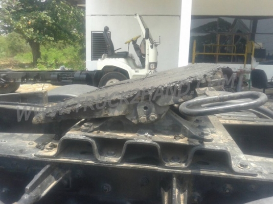 รถ 10 ล้อ หัวลาก ISUZU  รุ่น GXZ23KZ22  360  แรงม้า สามารถดูสภาพรถและทดลองขับได้ที่ศูนย์พักรถ truck2hand ที่จังหวัดสระบุรีและยังสามารถต่อรองราคาได้อีกครับ