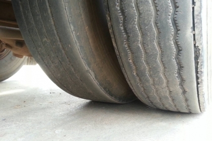 รถ 10 ล้อ หัวลาก ISUZU  รุ่น GXZ23KZ22  360  แรงม้า สามารถดูสภาพรถและทดลองขับได้ที่ศูนย์พักรถ truck2hand ที่จังหวัดสระบุรีและยังสามารถต่อรองราคาได้อีกครับ