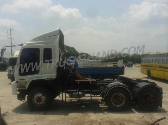 รถ 10 ล้อ หัวลาก ISUZU  รุ่น GXZ23KZ22  360  แรงม้า สามารถดูสภาพรถและทดลองขับได้ที่ศูนย์พักรถ truck2hand ที่จังหวัดสระบุรีและยังสามารถต่อรองราคาได้อีกครับ