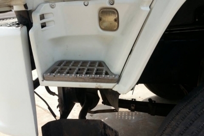 รถ 10 ล้อ หัวลาก ISUZU  รุ่น GXZ23KZ22  360  แรงม้า สามารถดูสภาพรถและทดลองขับได้ที่ศูนย์พักรถ truck2hand ที่จังหวัดสระบุรีและยังสามารถต่อรองราคาได้อีกครับ