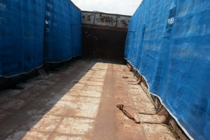 หางคอกสูง  3 เพลาแท้  จดทะเบียนเมื่อวันที่ 4 เมษายน 2537 ยาว 10.50 เมตร