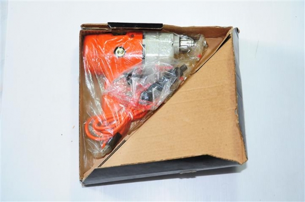 ขายสว่าน black&amp;decker เปลี่ยนหัวทำงานได้อีก 3 แบบ