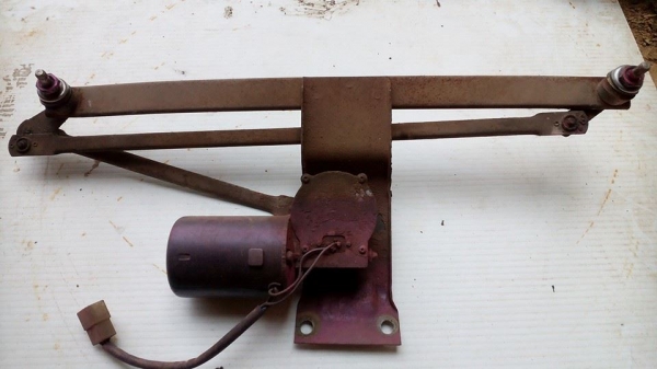 ชุดปัดน้ำฝน มาสด้าน้อย