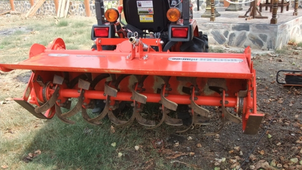 ขาย รถไถ คูโบต้า สภาพ ใหม่  38 ชม.พร้อมโรตารี  1.35 เมตร  ราคา 200,000