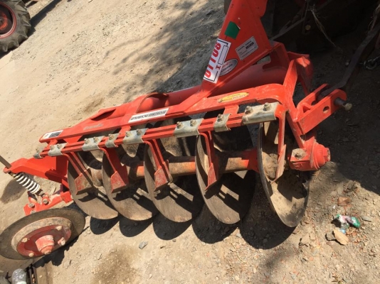 L3608 พร้อมใบมีดและผาน