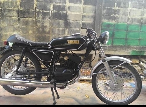 ขายYamaha Rx100 รถมีทะเบียนมีเล่มขับได้ปกติสนใจราคาเท่าไรคุยกันคับ