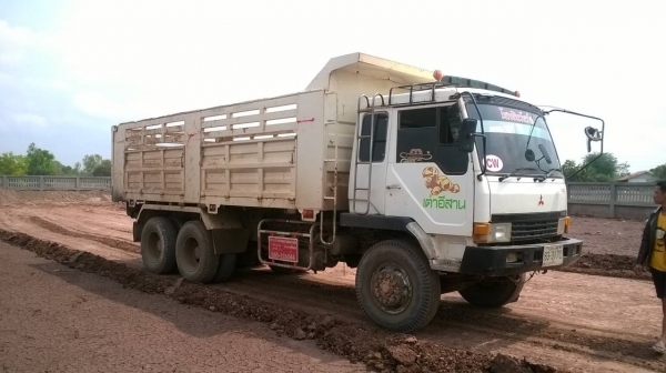 ขายไอ้หลงเทอร์โบ FN527M-TF ซีเรียล 7034 มีระบบลากพ่วง เครื่องเดิม 6D16 220 แรงม้า คัสซีสวยจัดตลอดเส้น เกียร์เสื้อลาย 10 สปีด แอร์เย็น ทะเบียนพร้อมโอนครับ ขายไอ้หลงเทอร์โบ FN527M-TF ซีเรียล 7034 มีระบบลากพ่วง เครื่องเดิม 6D16 220 แรงม้า คัสซีสวยจัดตลอดเส้น เกียร์เสื้อลาย 10 สปีด แอร์เย็น ทะเบียนพร้อมโอนครับ