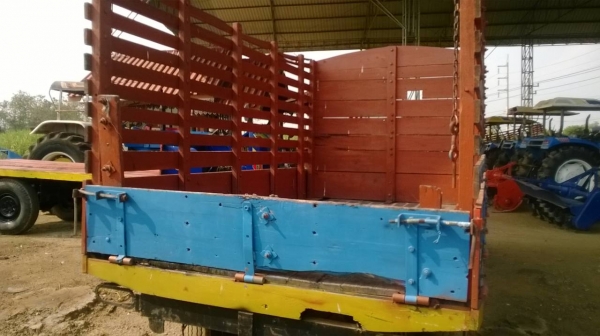 ขายรถอีแต๋นหัวโรงงาน กฏษณ ราคา85500บาท เครื้องอาที110มีเครื่องผานมันรถขนมันครับคันนี้ รถอยู่วังบัว คลองขลุง กำแพงเพชรโทร0813655997อำพร พาเจริญราคานี้ยังต่อรองได้อีกนะครับ