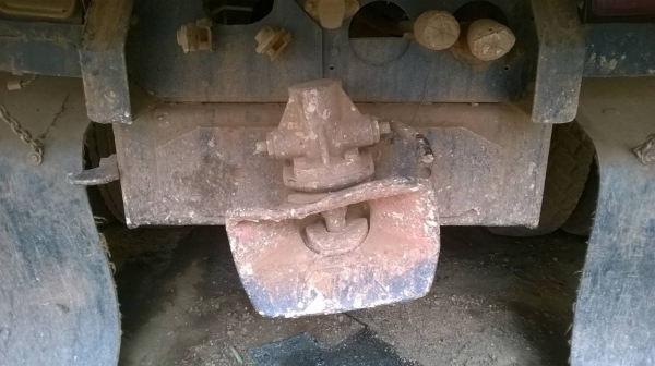 ขายไอ้หลงเทอร์โบ FN527M-TF ซีเรียลสูง 7252 มีระบบลากพ่วง เครื่องเดิม 6D16 220 แรงม้า คัสซีสวยจัดตลอดเส้น เกียร์เสื้อลาย 10 สปีด แอร์เย็น ทะเบียนพร้อมโอนครับ