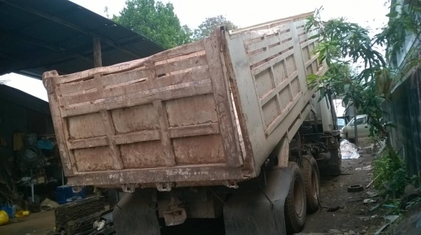 ขายไอ้หลงเทอร์โบ FN527M-TF ซีเรียลสูง 7252 มีระบบลากพ่วง เครื่องเดิม 6D16 220 แรงม้า คัสซีสวยจัดตลอดเส้น เกียร์เสื้อลาย 10 สปีด แอร์เย็น ทะเบียนพร้อมโอนครับ