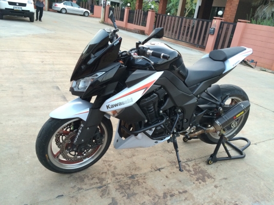 ขาย kawazaki Z1000 Y2013(special edition) ของแต่งเต็ม 12xxx กิโล