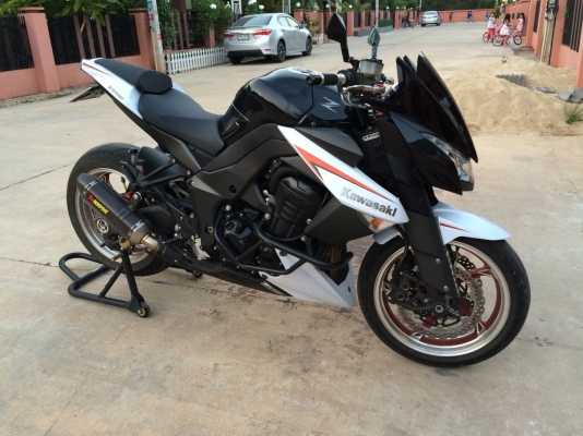 ขาย kawazaki Z1000 Y2013(special edition) ของแต่งเต็ม 12xxx กิโล