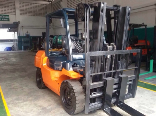 รถฟอร์คลิฟต์ Toyota 02-7FG35#A7FGK40-30348 รถยก 3.5 ตัน งา 1.32 ม. สนใจโทร. 080-6565422 (หนิง)