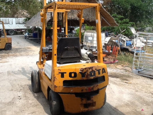 รถยกToyota 4fd1.8 เครื่องดีเซล สภาพดีเก่าญี่ปุ่น